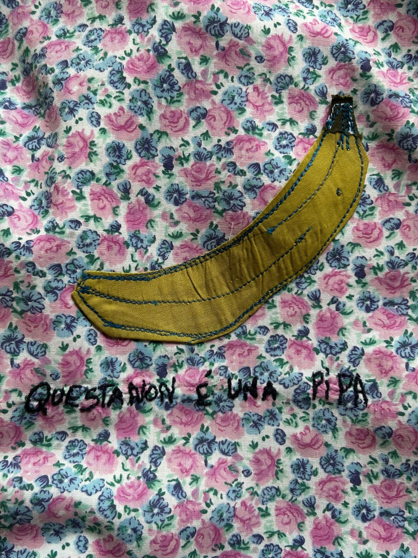 Camicia “questa non è una pipa”
