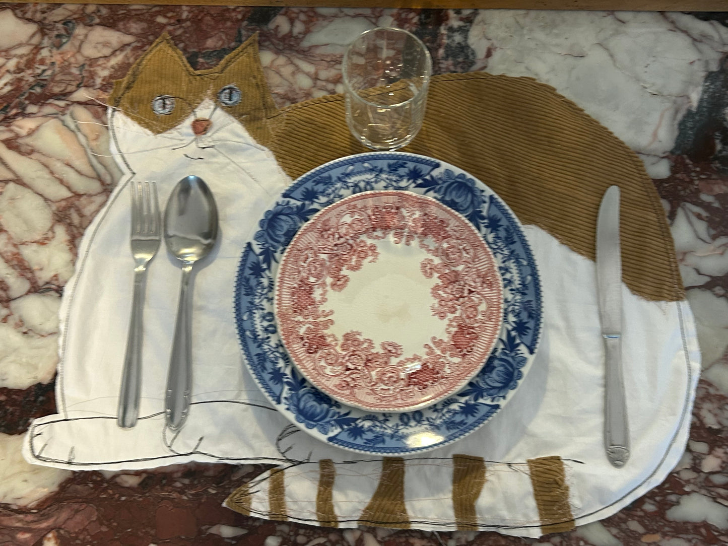 Gatto “ Bianco e beige”