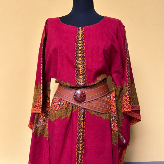 Vestito rosso etnico