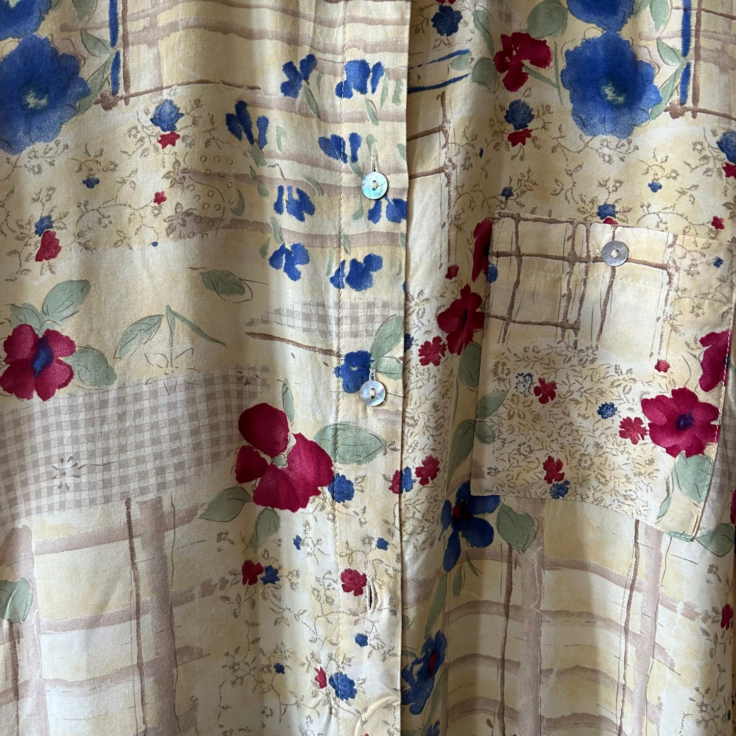Camicia fiori acquerello