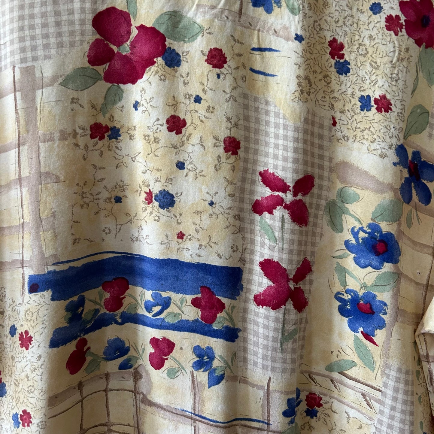 Camicia fiori acquerello