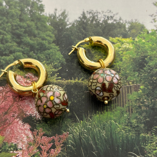 Orecchini chunky “Lanterna di fiori”