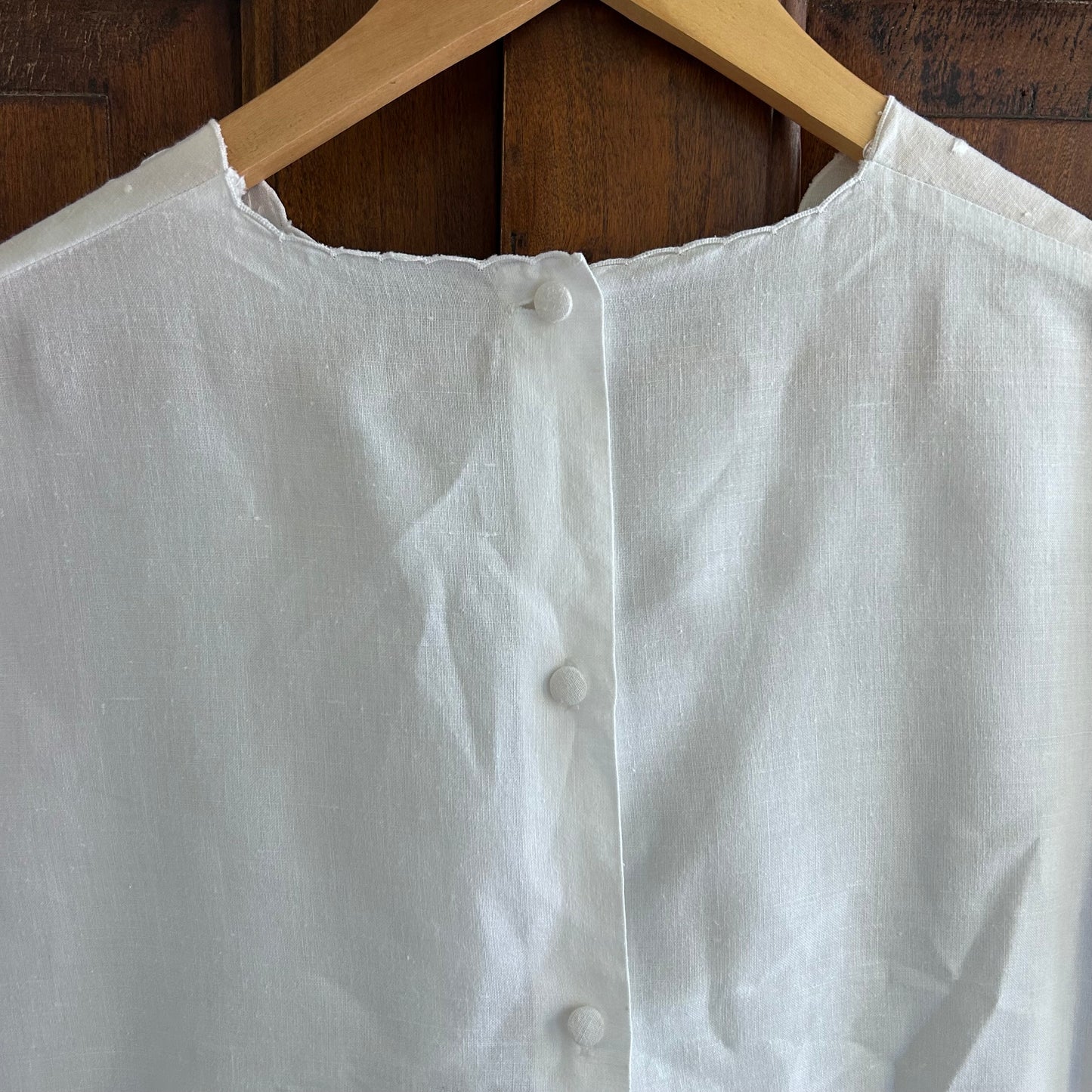 Camicia Lino con bottoni sul retro
