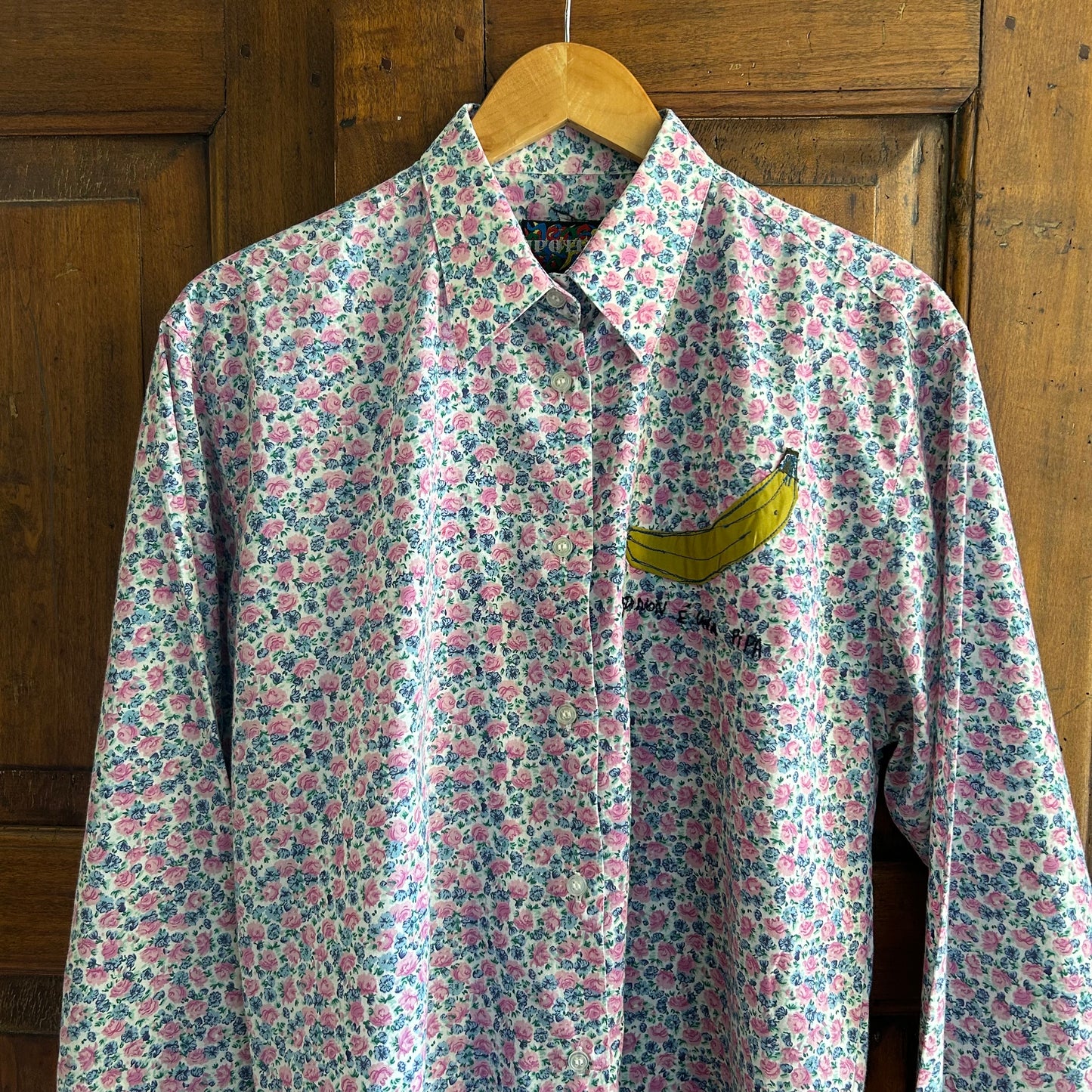 Camicia “questa non è una pipa”