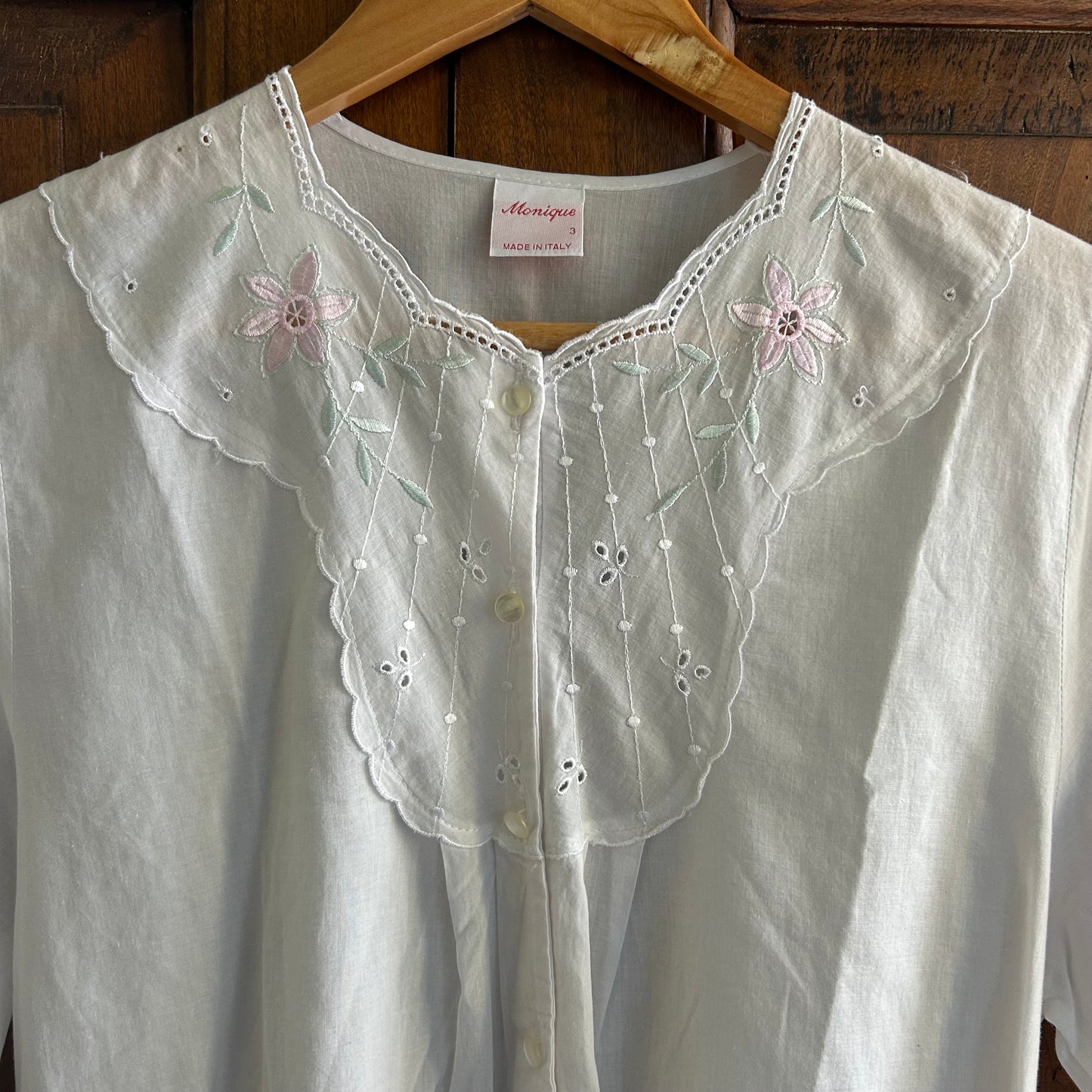 Camicia ricamo