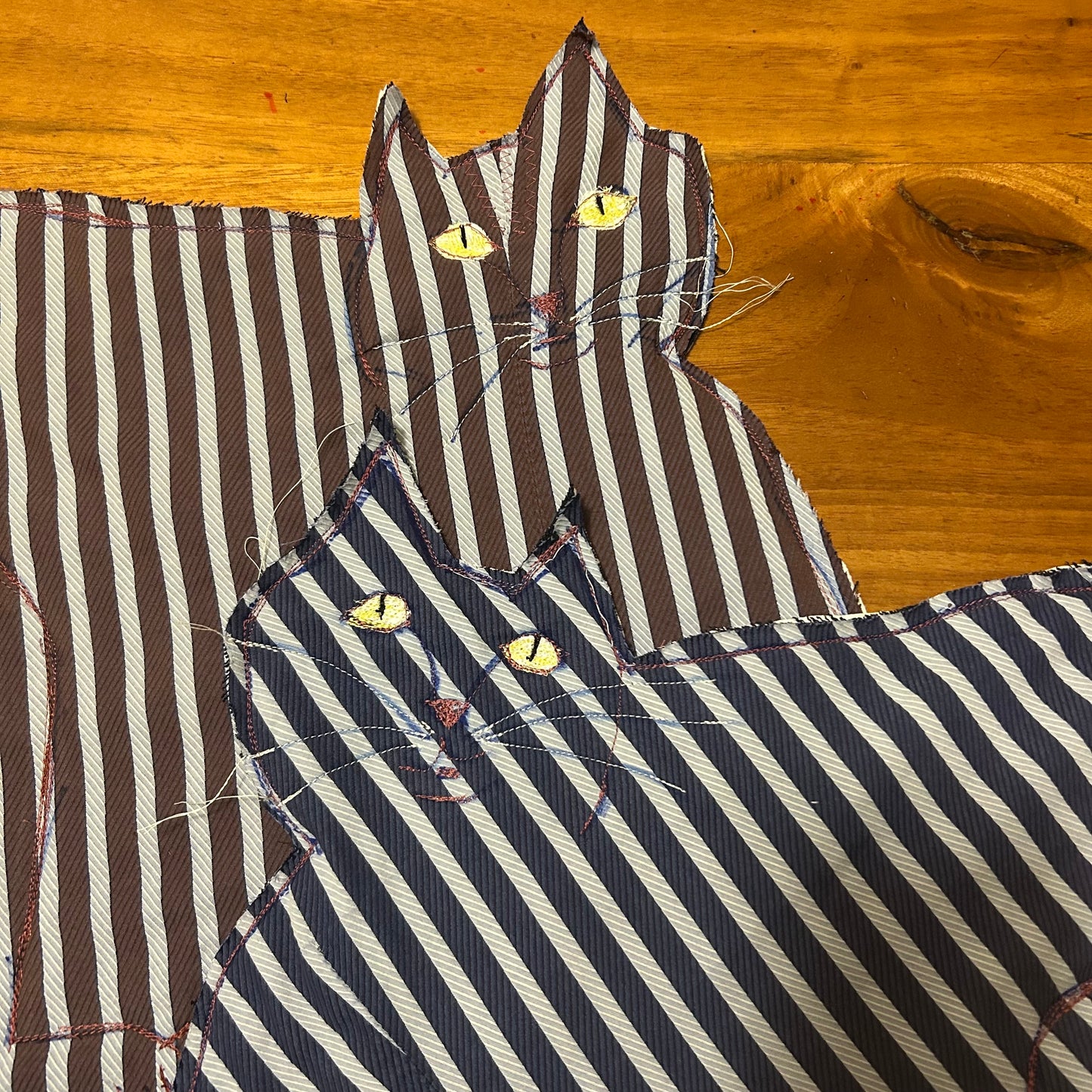 Tovaglietta “Gattone a righe blu"