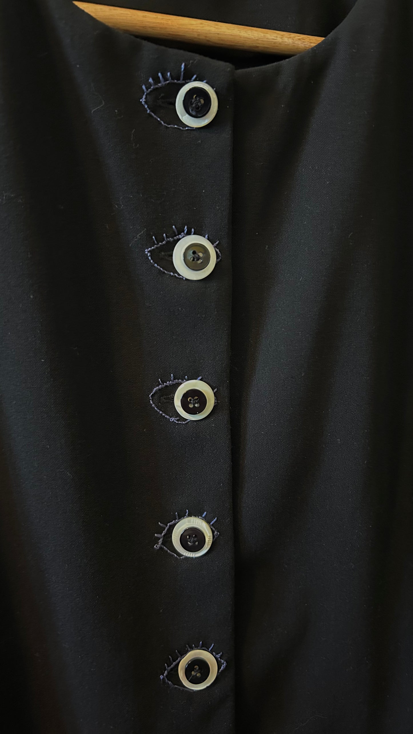 Gilet nero “Occhi”